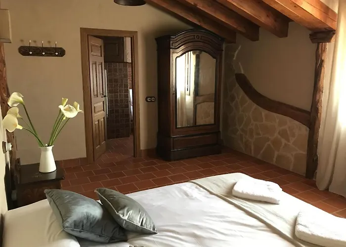 Hoces Del Duraton Country house *