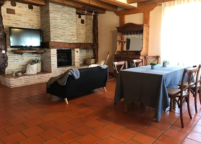 Hoces Del Duraton Country house *